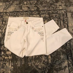 Current/Elliot Embroidered Jeans NWT